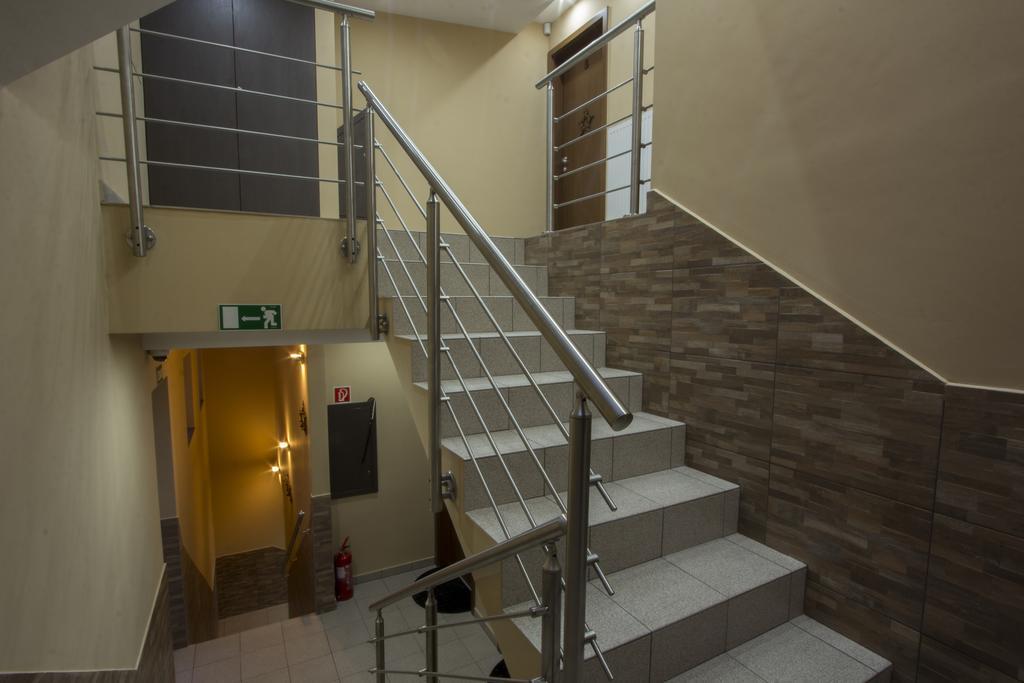 Family Apartman Eplény Exterior foto